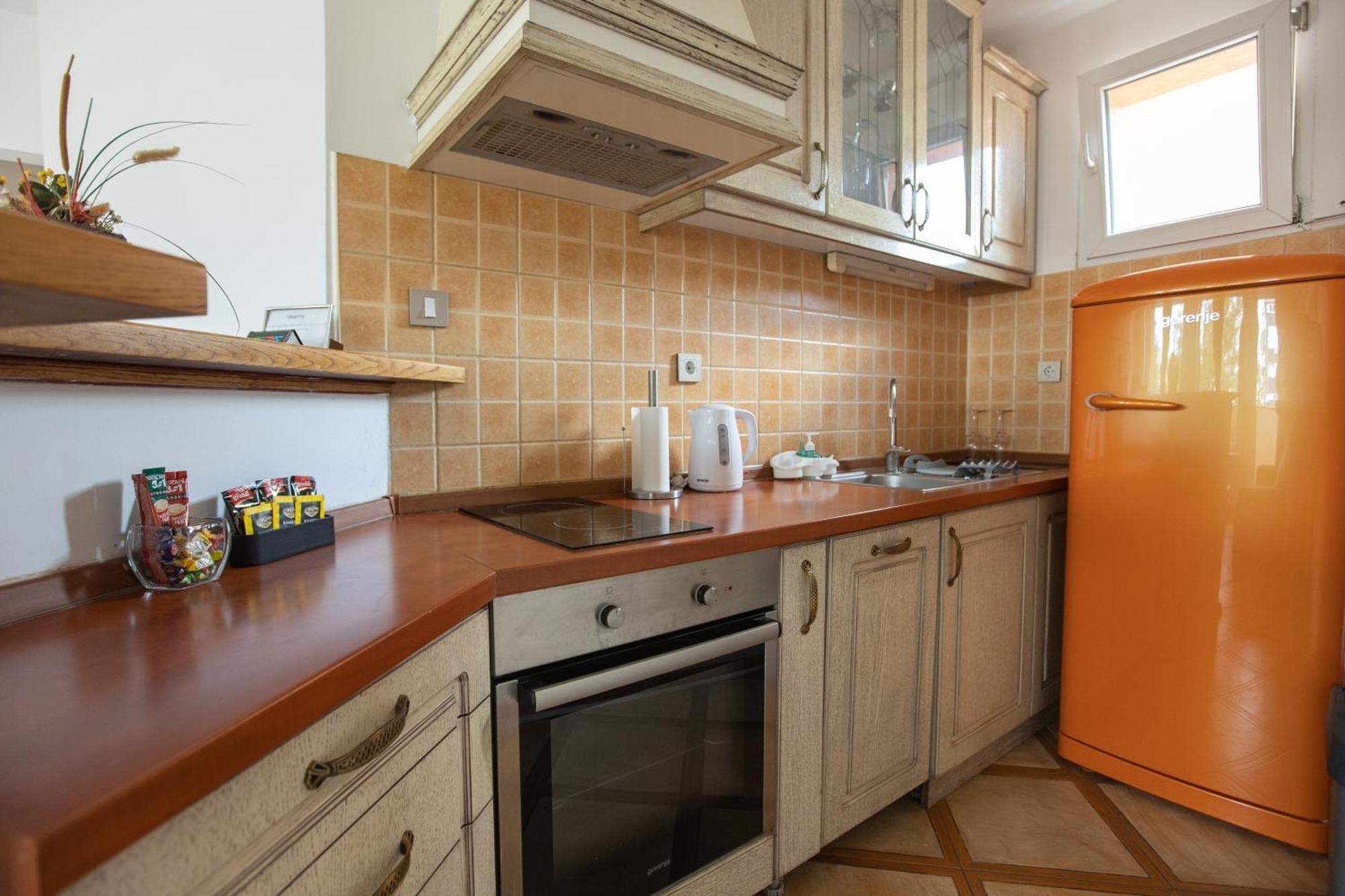 4 Rooms Apartments Nis Exterior photo